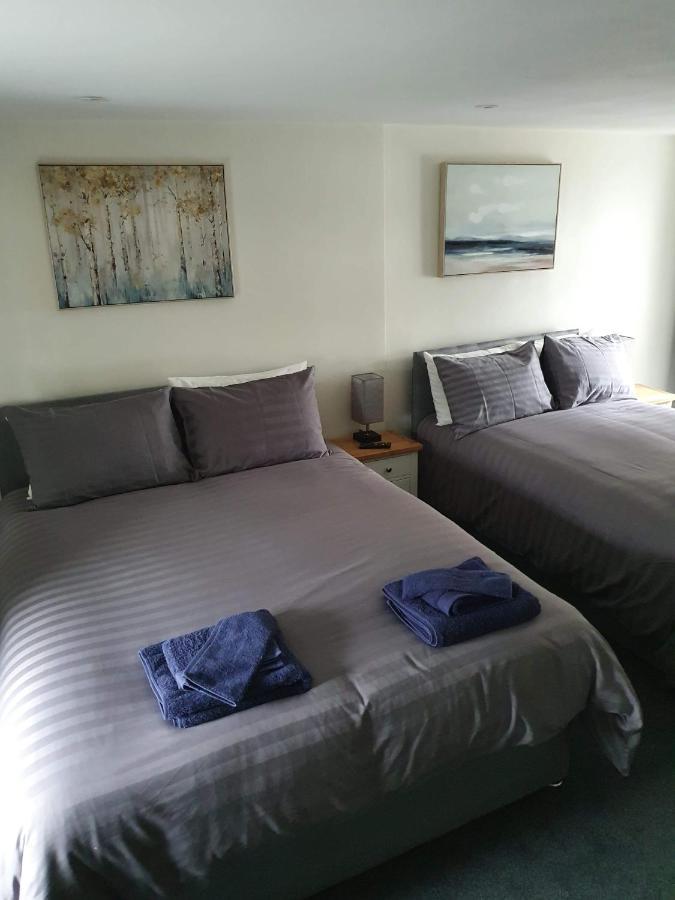 Red Lion Rooms - Self Check In Dalton in Furness Bagian luar foto